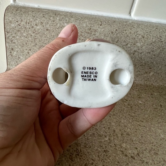 Vintage enesco girl in a pink dress - Picture 3 of 3